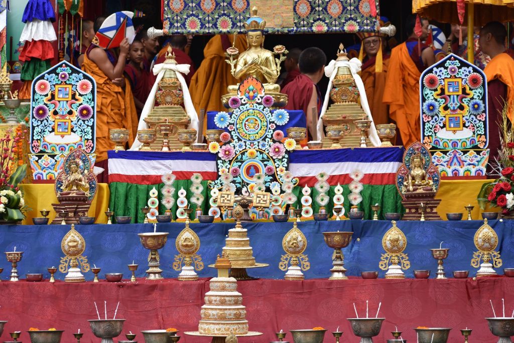 Церемониальный алтарь в Менри