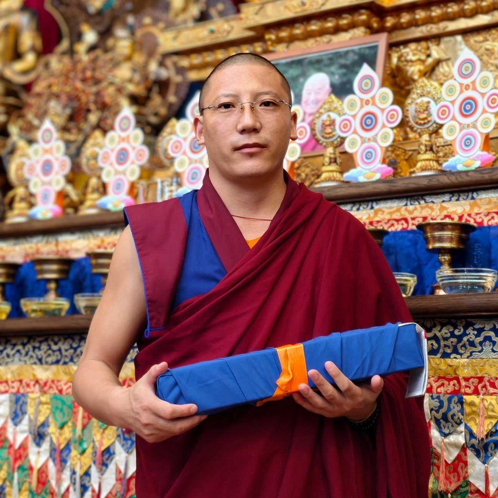 Геше Калзанг Гьяцо.jpg