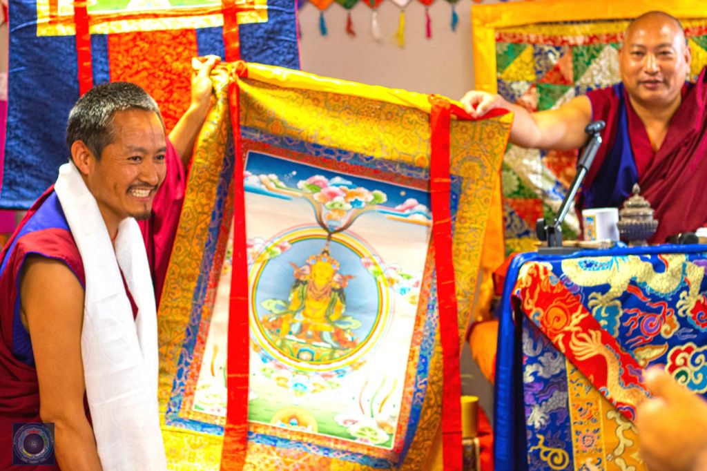 Лама Самтен Еше и 34 Менри Тризин