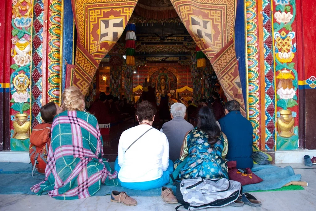 монастырь, менри, индия