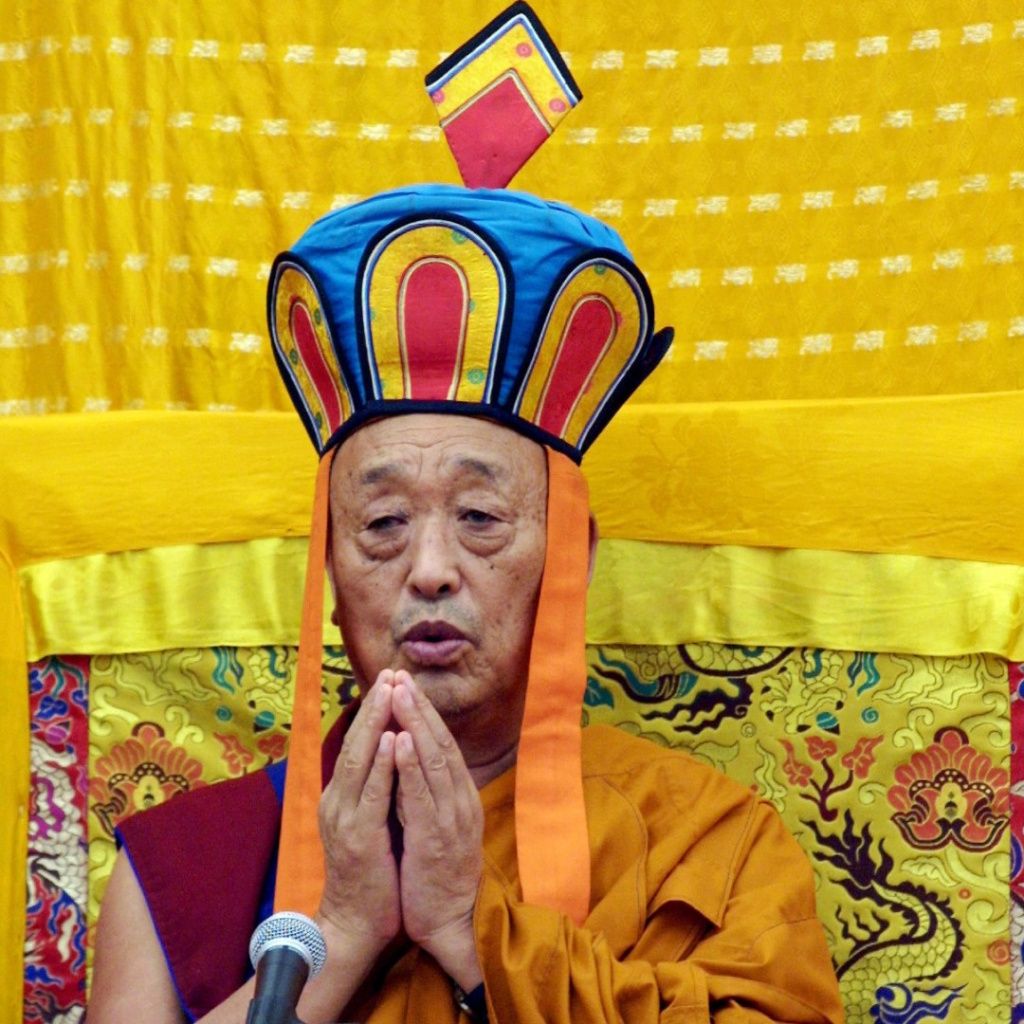 Его Святейшество 33 Менри Тензин.jpg