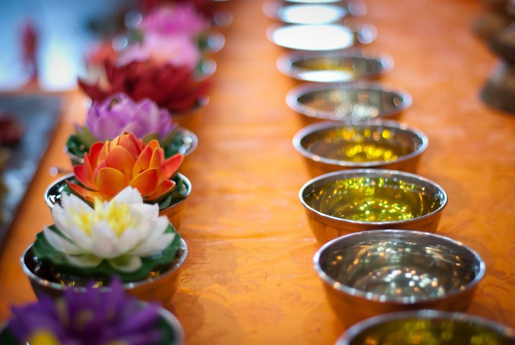 Торма в монастыре Менри