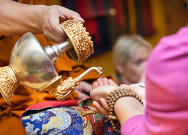 Обучение практикам Юнгдрунг Бон